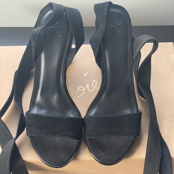 Joie Oki Ankle Tie Suede Sandal Black Block Heeled NWOT - Picture 2 of 12